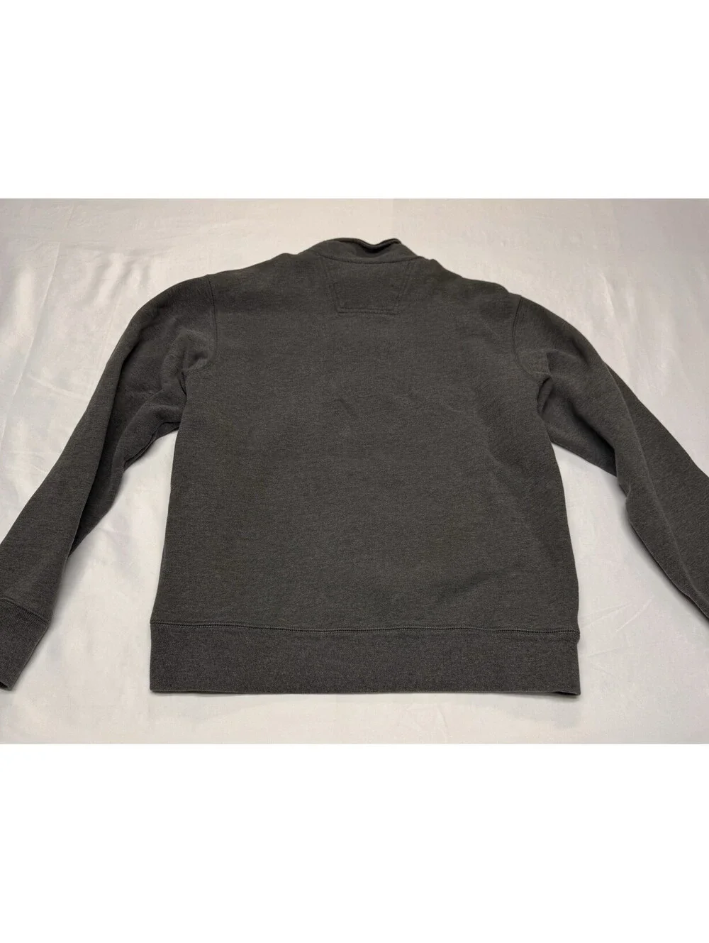Men’s Banana Republic Pull Over Top Gray Small
